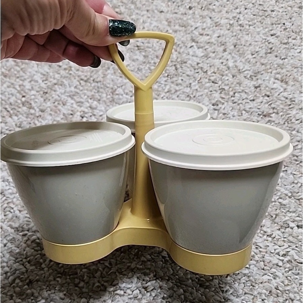 Vintage Tupperware Condiment Caddy w Lids‎ Gold & Almond 3 Compartment Retro USA